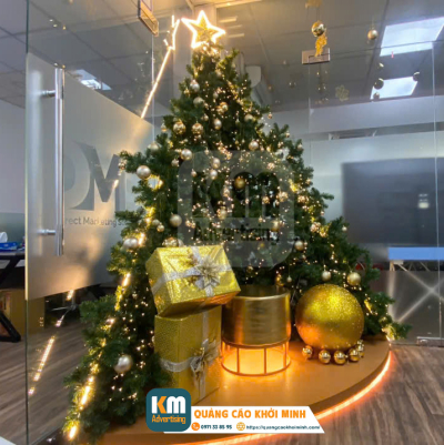 Trang trí Noel văn phòng